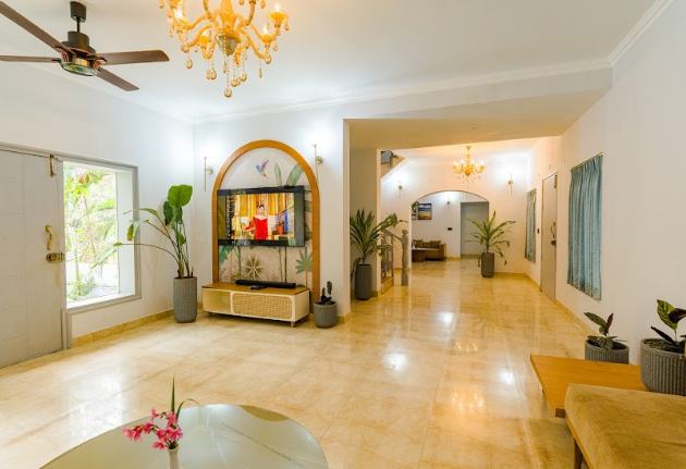  Photo Gallery