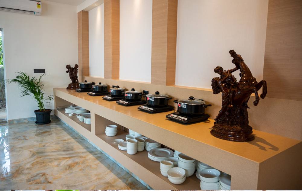 Meraden Opus room
