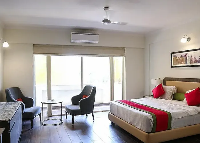 Delux Room With Balcony room