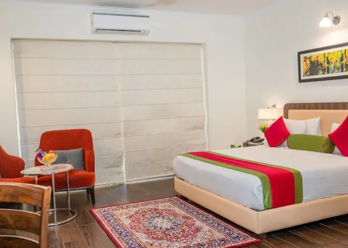 Delux Room With Balcony room