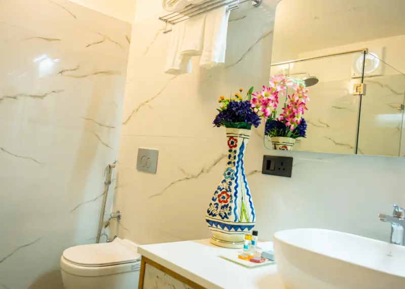 Meraden Opus room