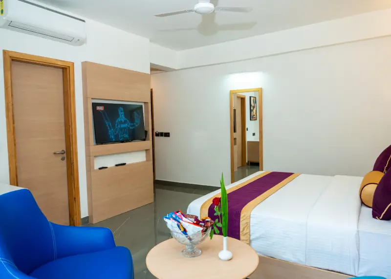 Meraden Opus room
