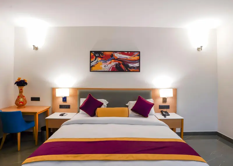 Meraden Opus room